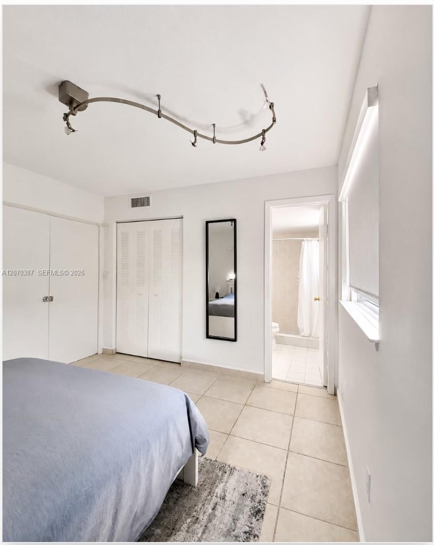 1250 Lincoln Road 401 Property Photo 12