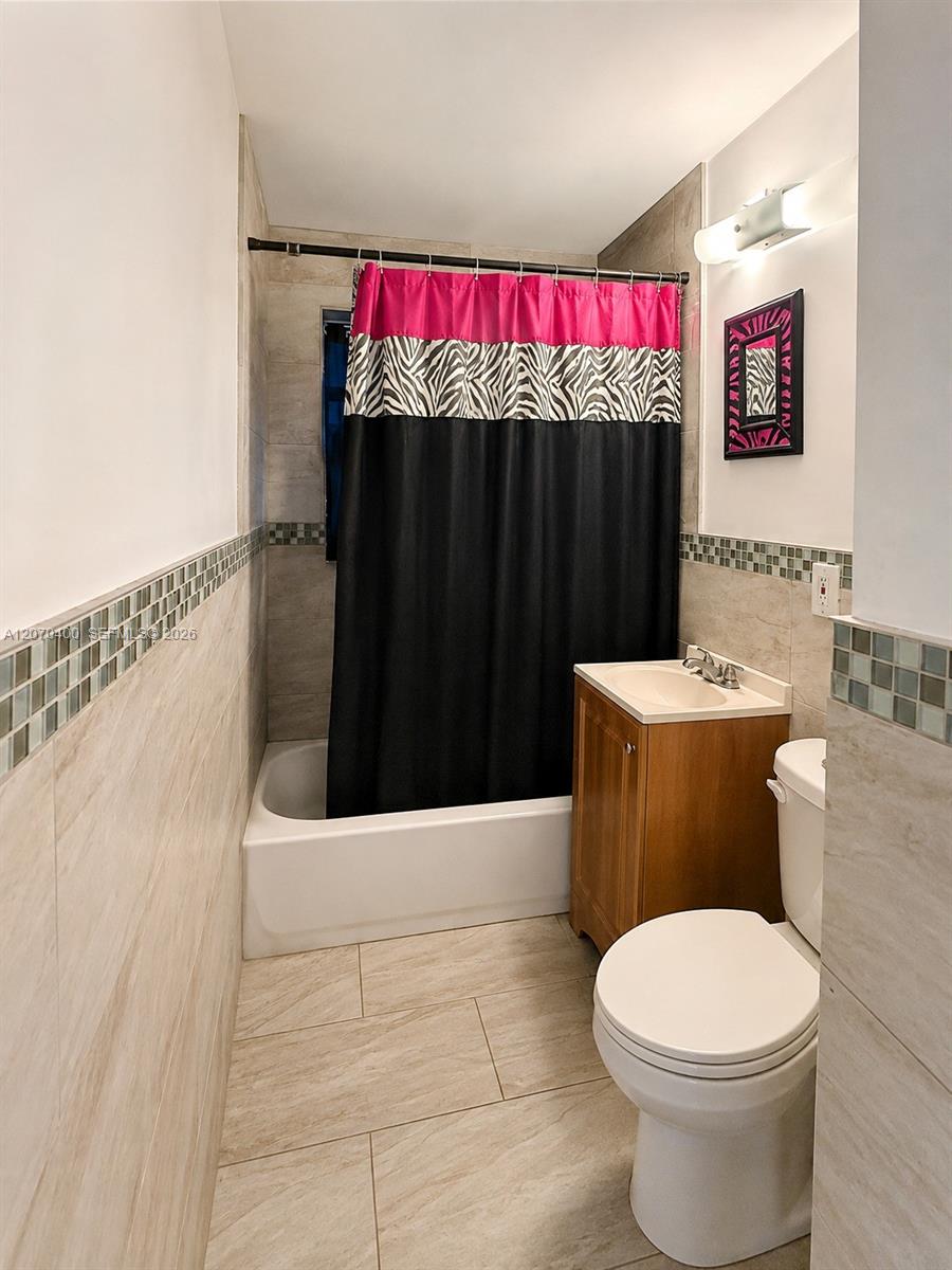 5632 Sw 39th Street Property Photo 3