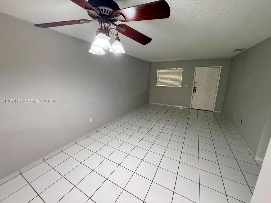 6278 W 22nd Court 14 Property Photo 8