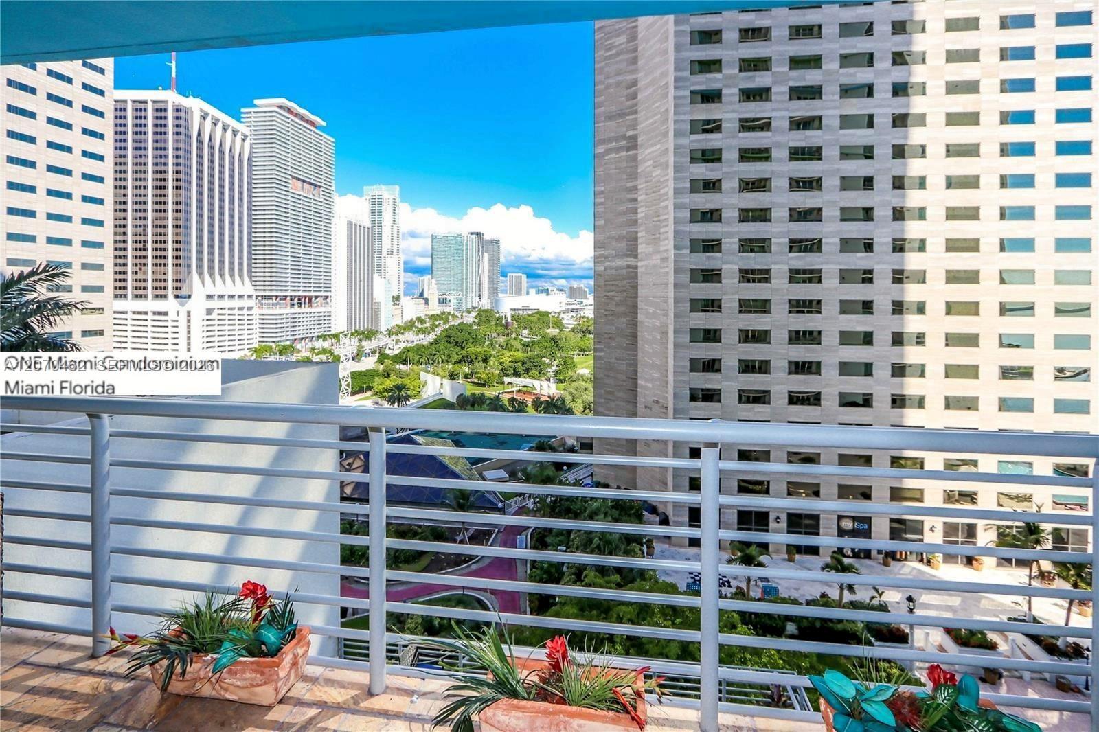 335 S Biscayne Boulevard 1500 Property Photo 3