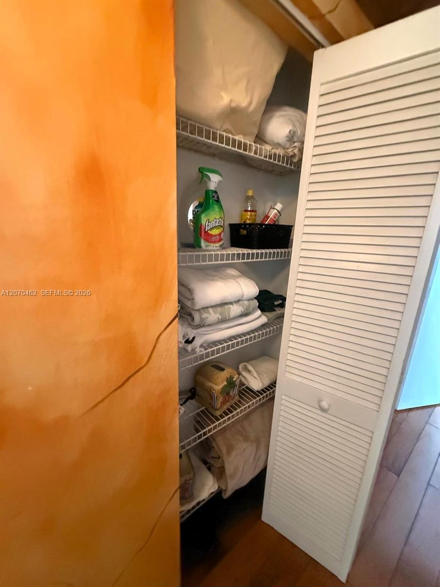 335 S Biscayne Boulevard 1500 Property Photo 27