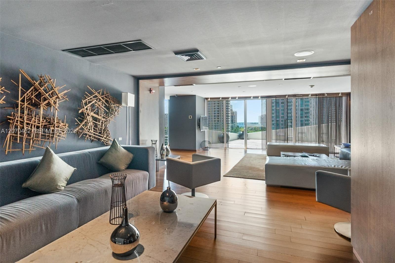335 S Biscayne Boulevard 1500 Property Photo 48