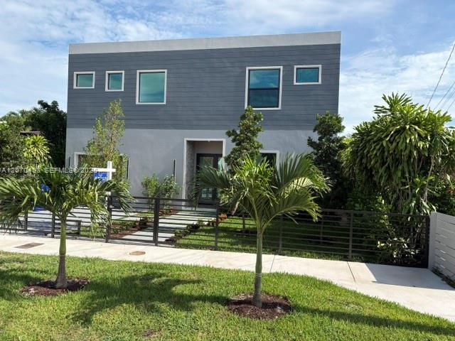 2239 SW 14th Street