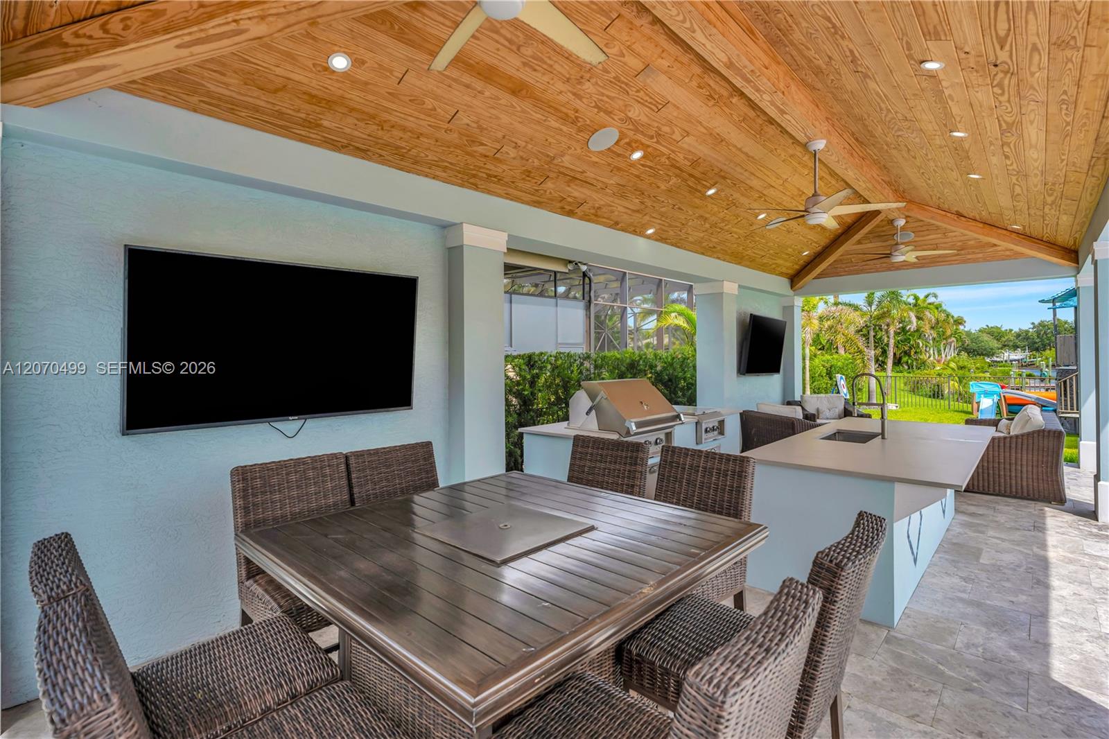 665 Sw Yacht Basin Way Property Photo 36