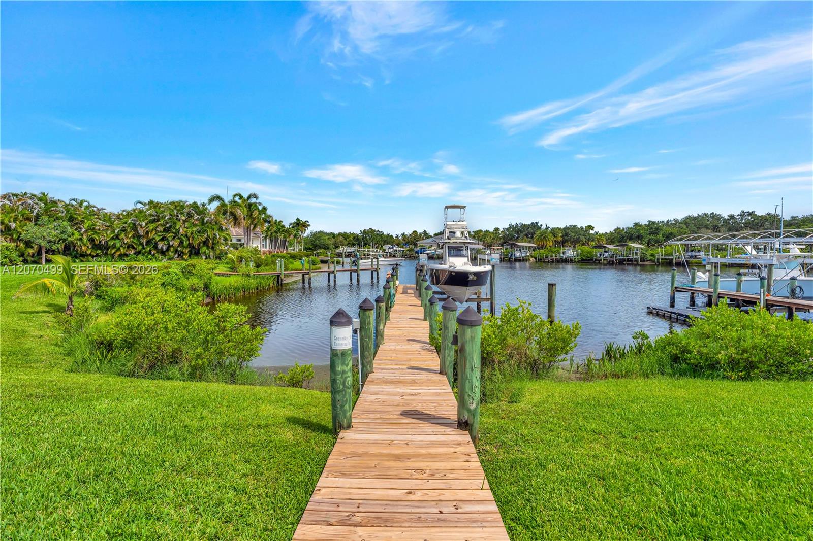 665 Sw Yacht Basin Way Property Photo 40