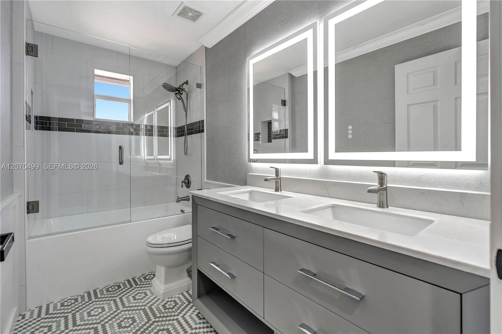 665 Sw Yacht Basin Way Property Photo 65