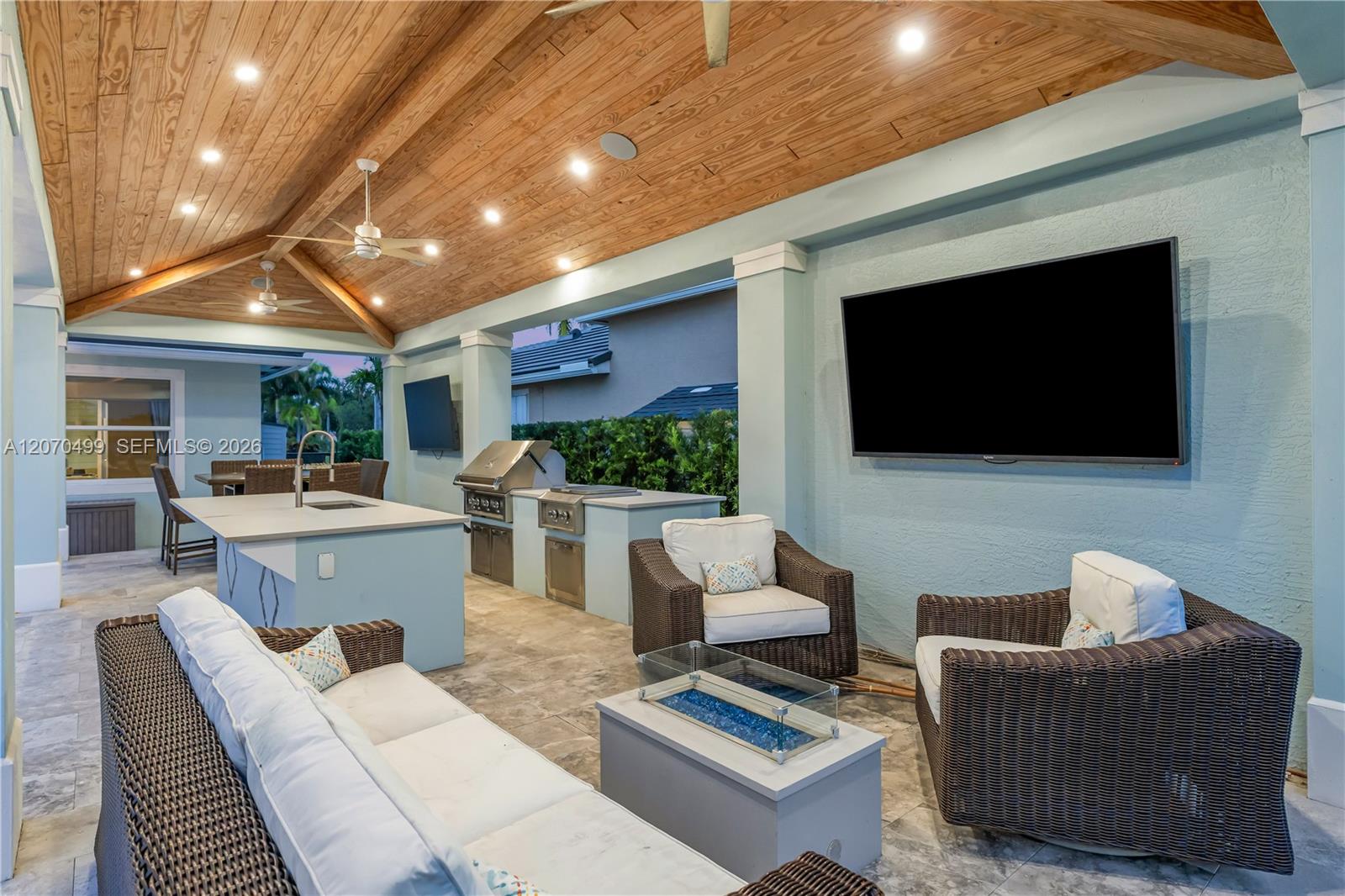 665 Sw Yacht Basin Way Property Photo 80