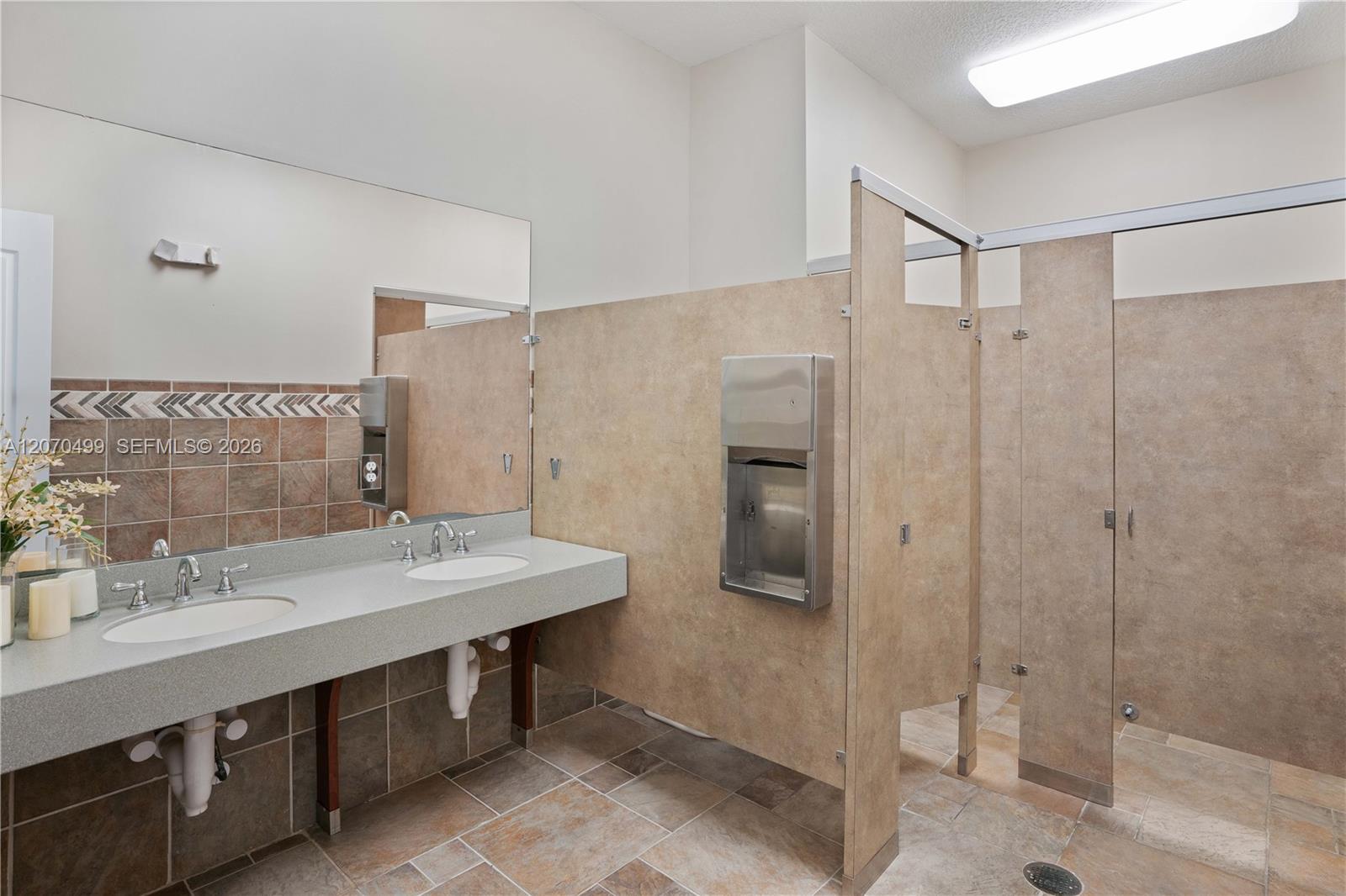 665 Sw Yacht Basin Way Property Photo 100
