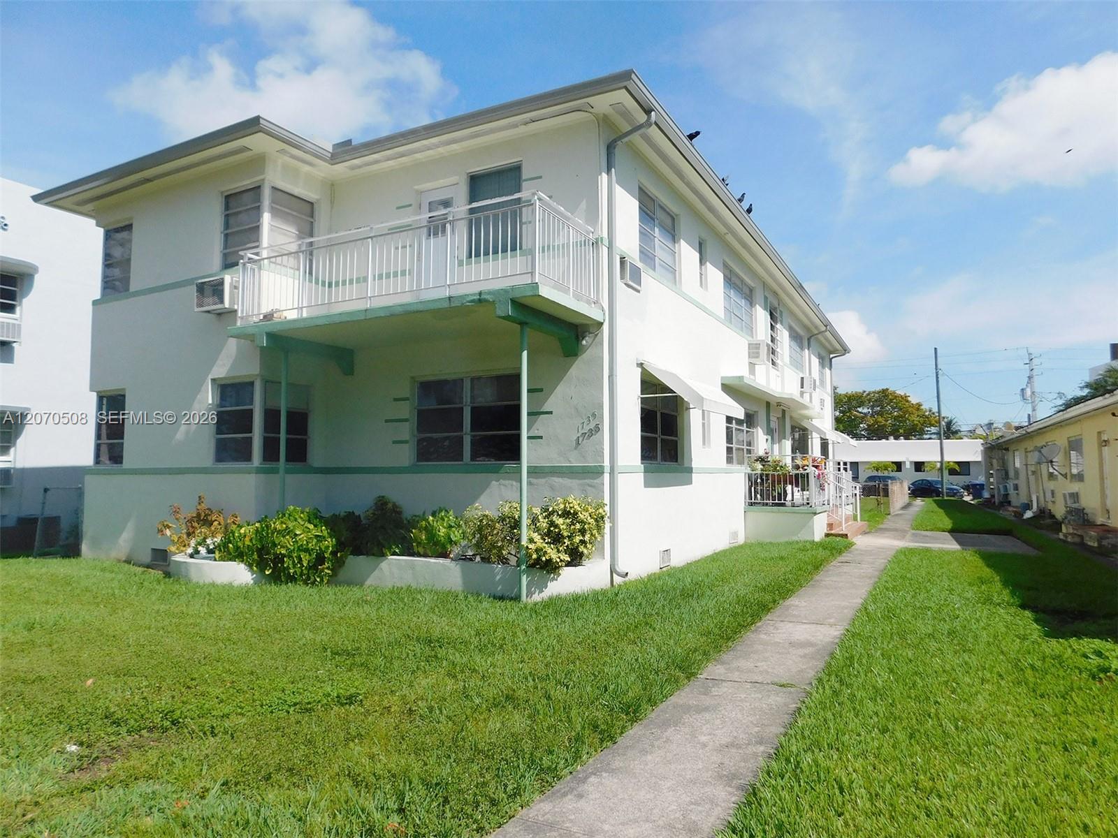 1735 Marseille Drive 2 Property Photo 1