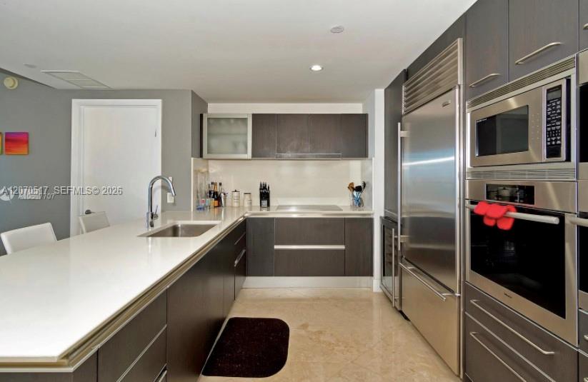 A12070517 Property Photo 10