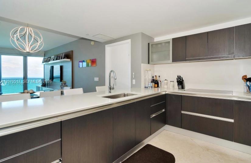 A12070517 Property Photo 11