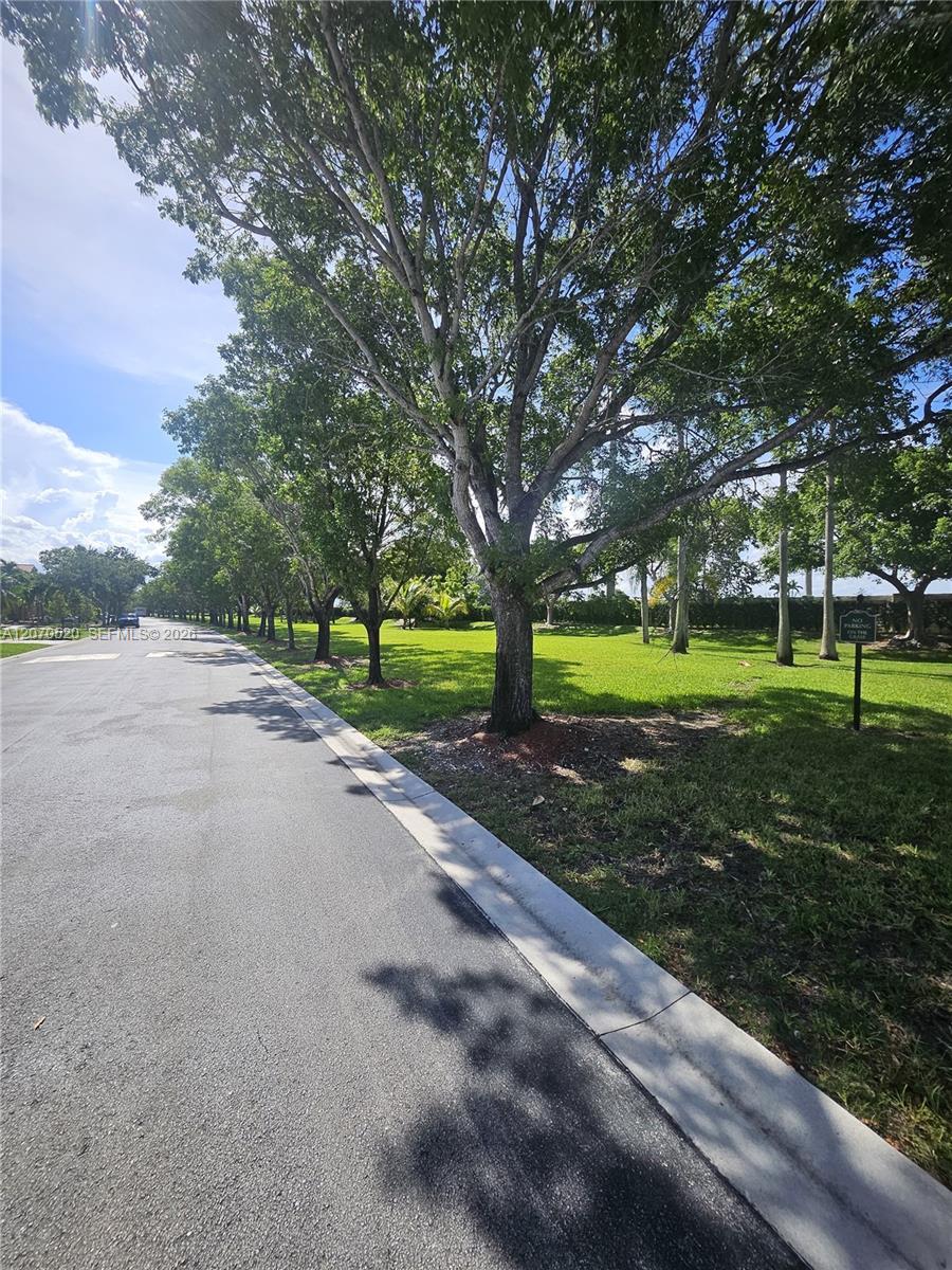 18794 Sw 17th Court Property Photo 58
