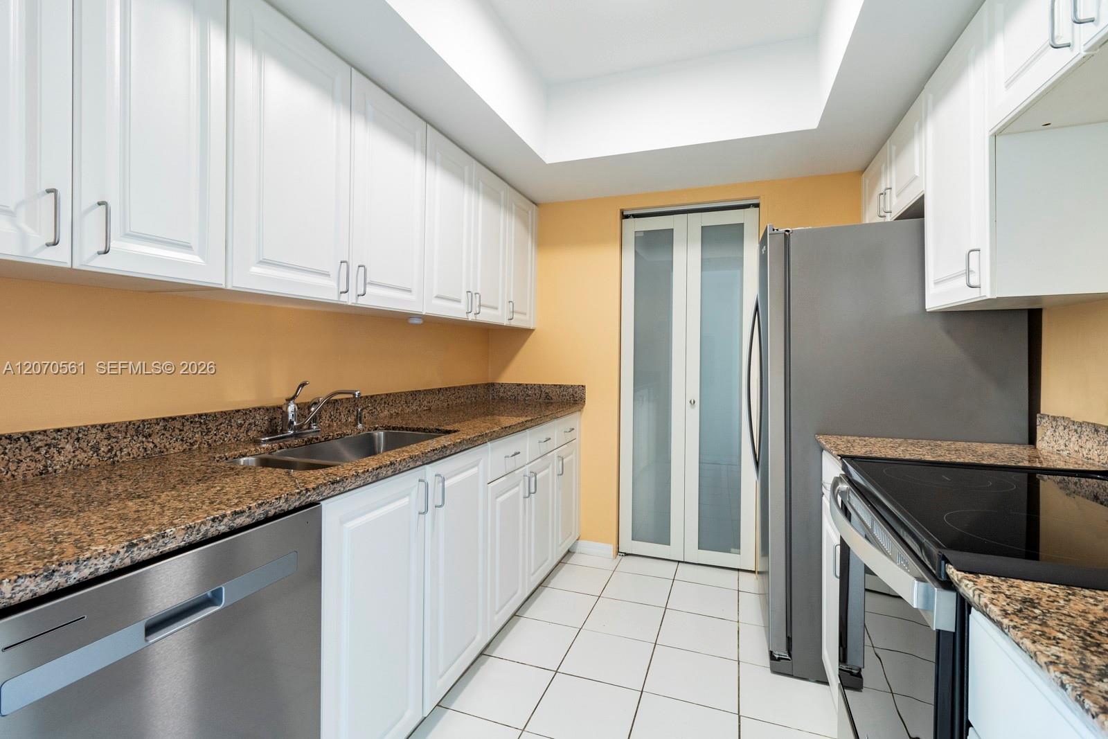 90 Alton Road 1005 Property Photo 10