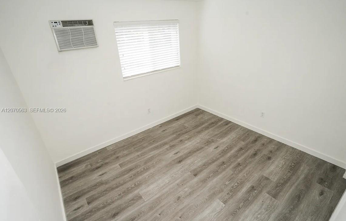 1043 Nw 5th Street 5 Property Photo 5