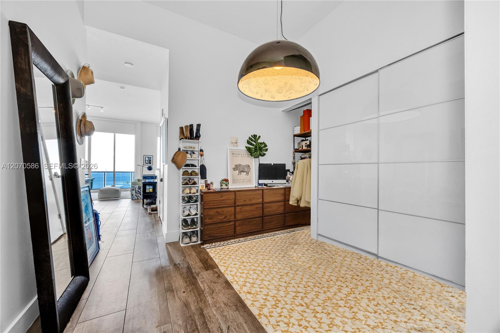A12070586 Property Photo 22