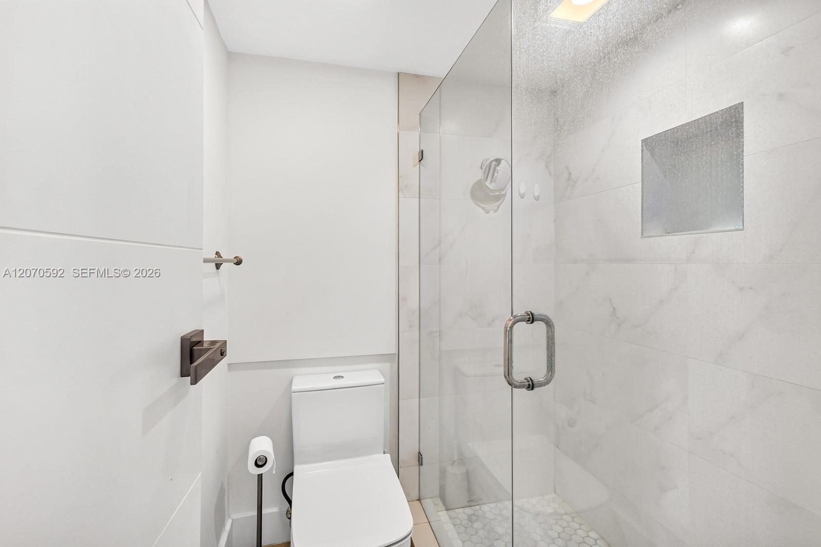 575 Crandon Boulevard 801 Property Photo 31