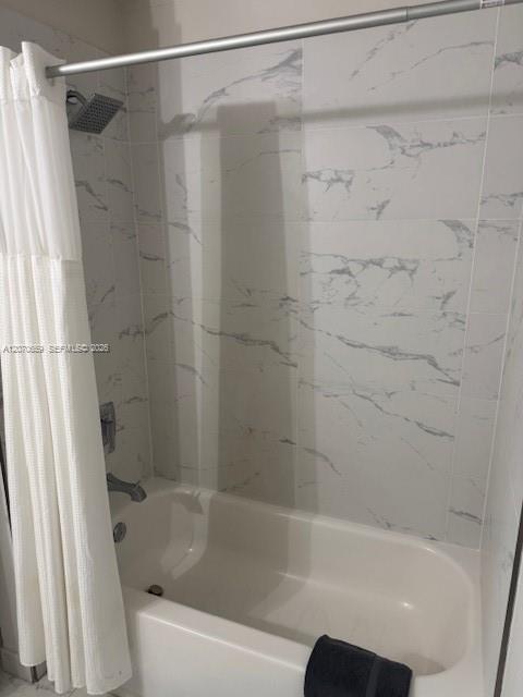 19380 Ne 26 Avenue 304 Property Photo 7