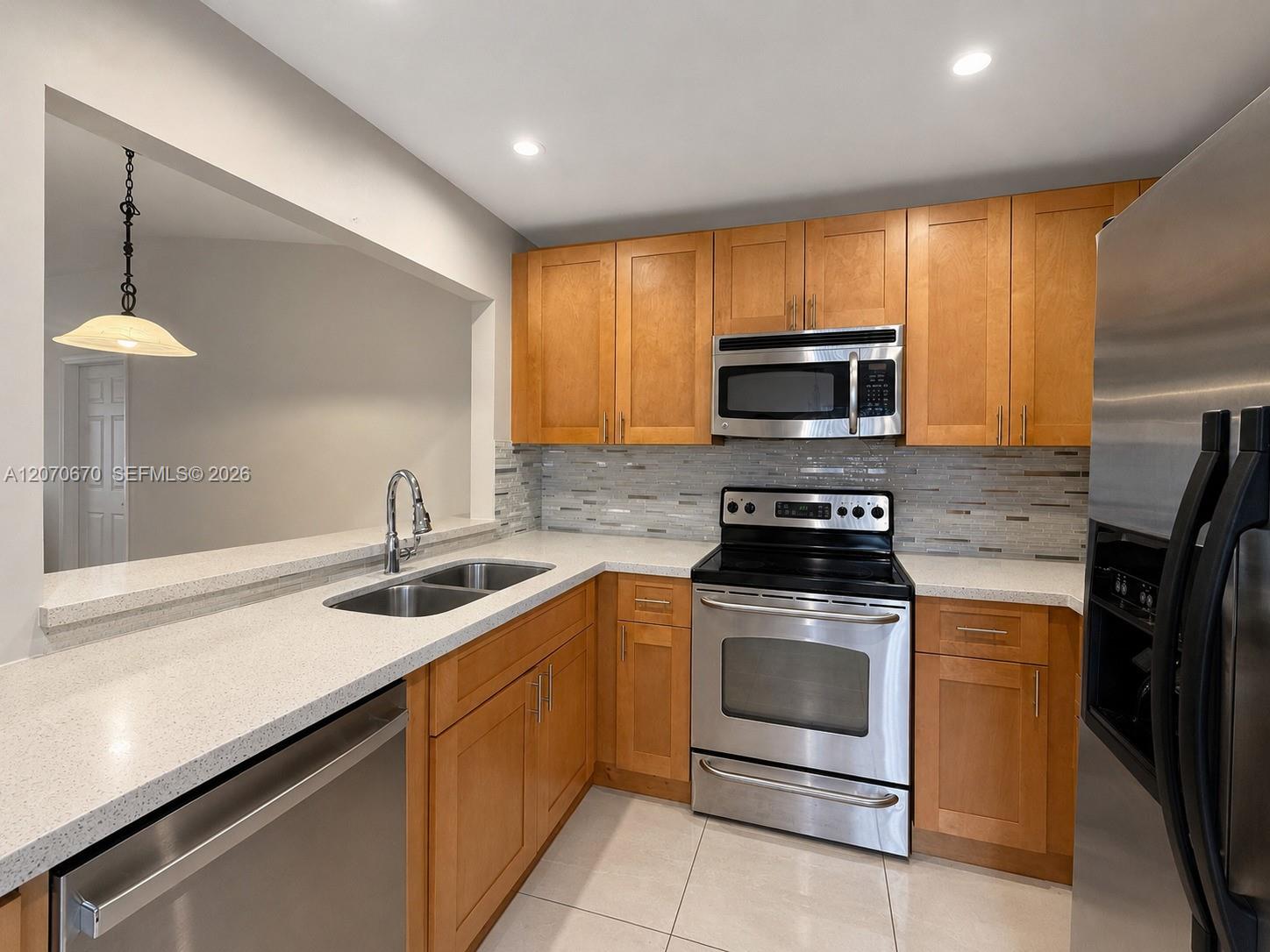 454 NE 210th Circle Terrace 202-7B Property Photo 1