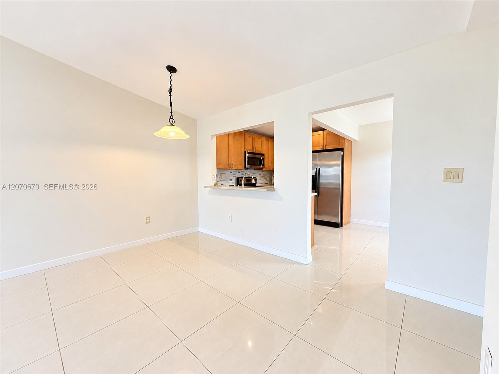 454 Ne 210th Circle Terrace 202-7b Property Photo 6