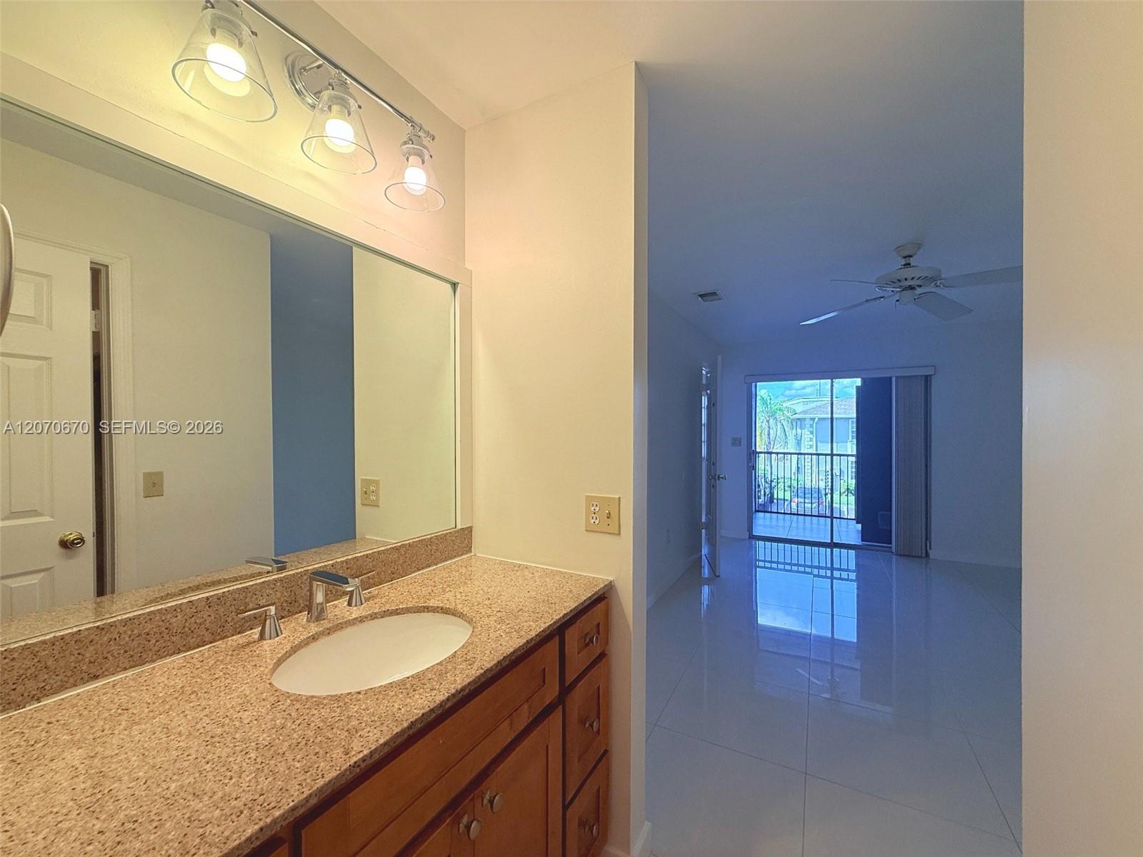 454 Ne 210th Circle Terrace 202-7b Property Photo 15