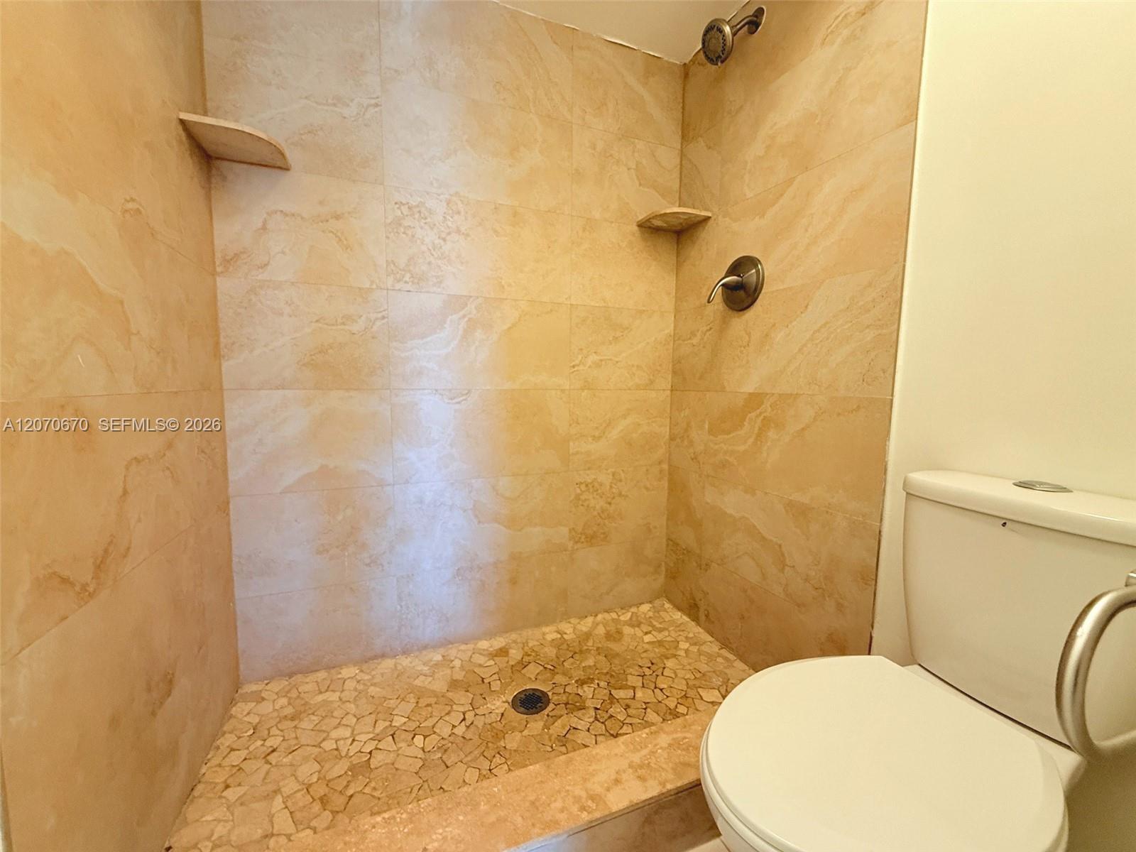 454 Ne 210th Circle Terrace 202-7b Property Photo 16