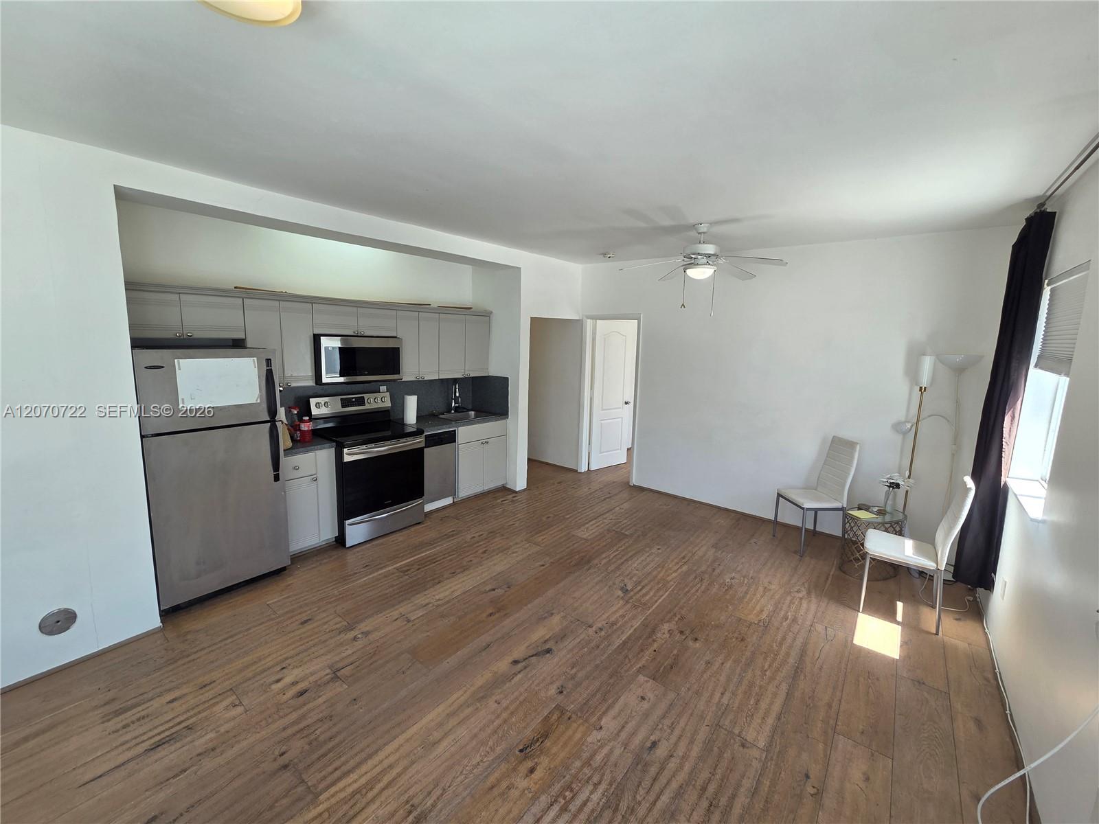 820 Euclid Avenue 204 Property Photo 1