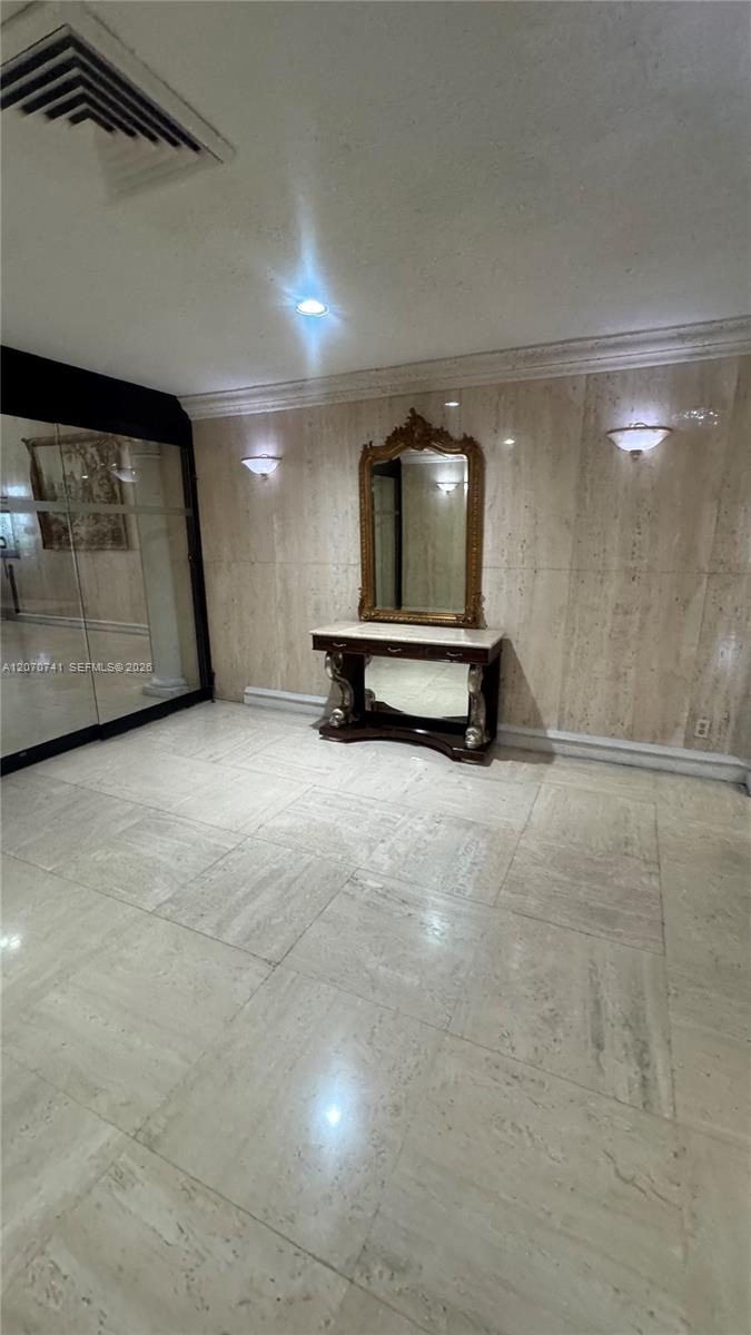 A12070741 Property Photo 24