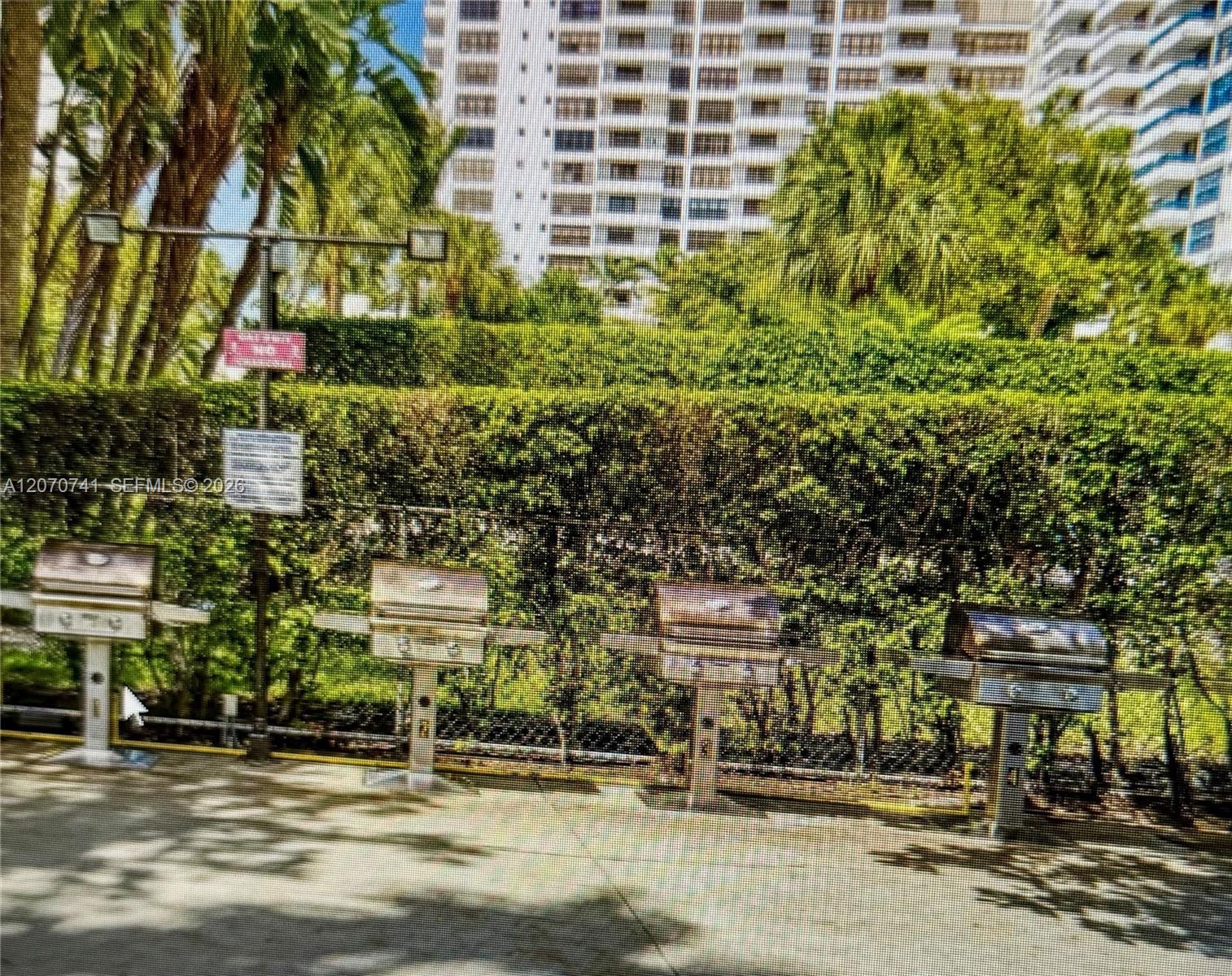 A12070741 Property Photo 47