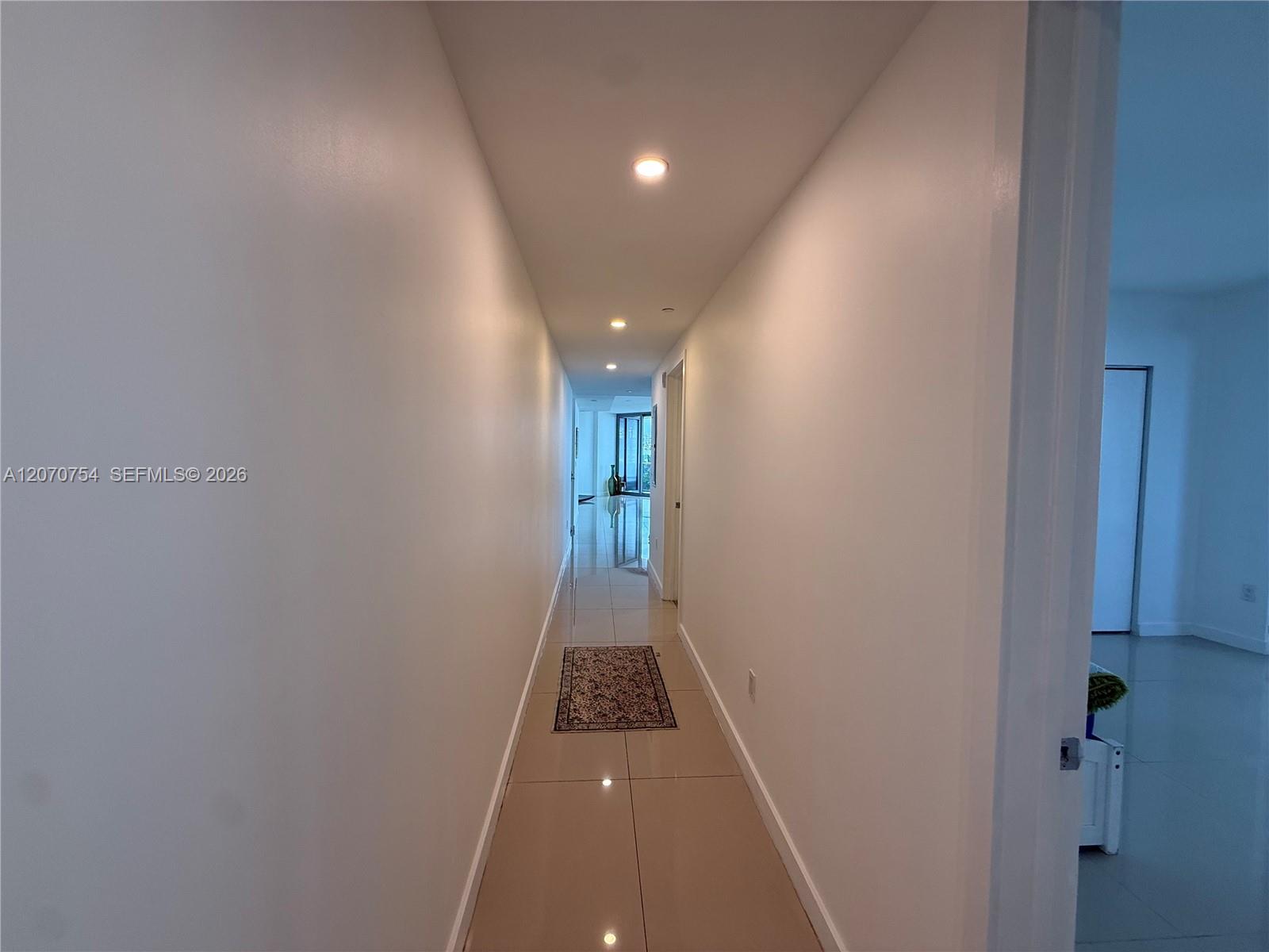 488 Ne 18th Street 517 Property Photo 6