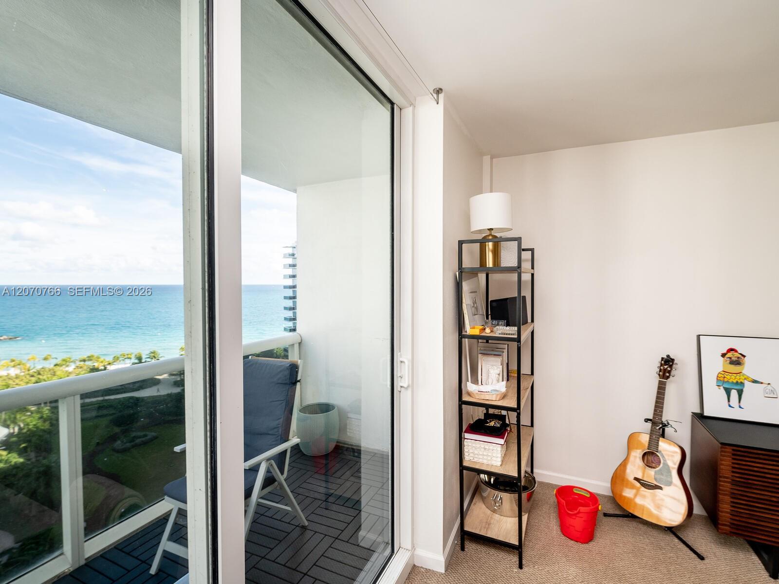 10275 Collins Avenue 1132 Property Photo 11