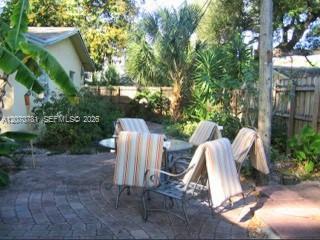 712 Sw 14th Avenue 3 Property Photo 6