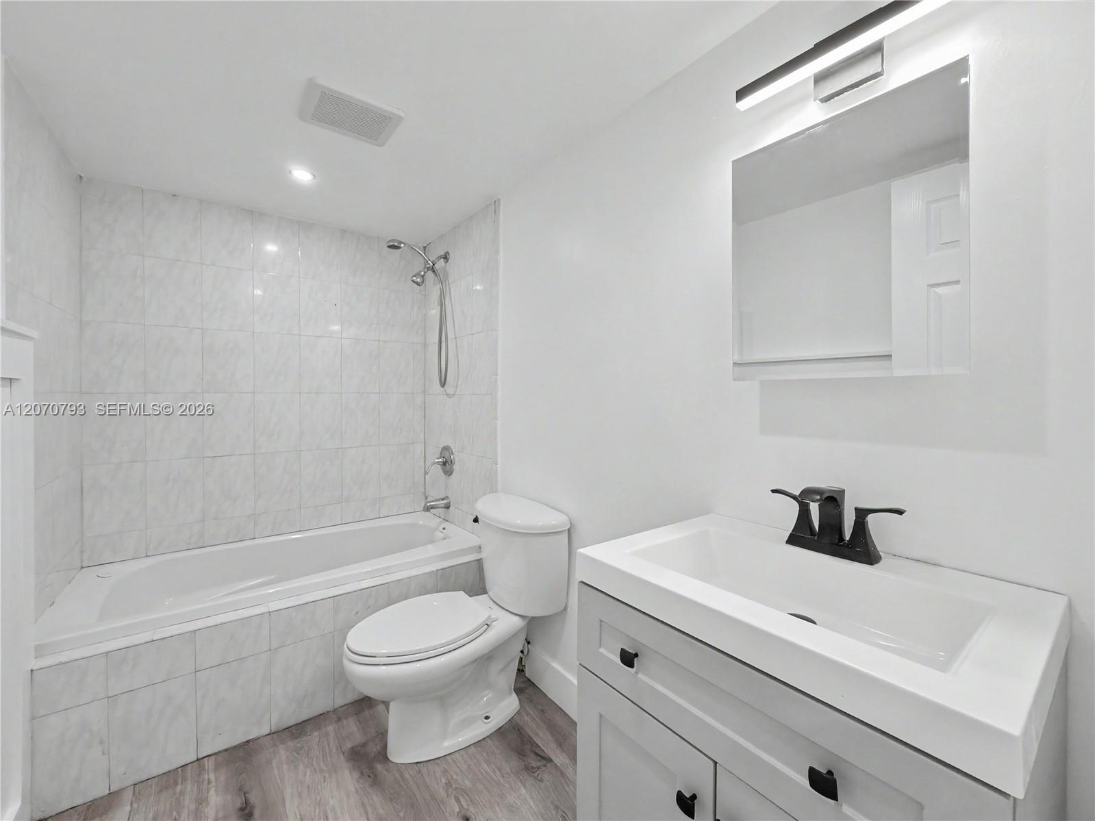 8411 Nw 8th Street 102 Property Photo 13