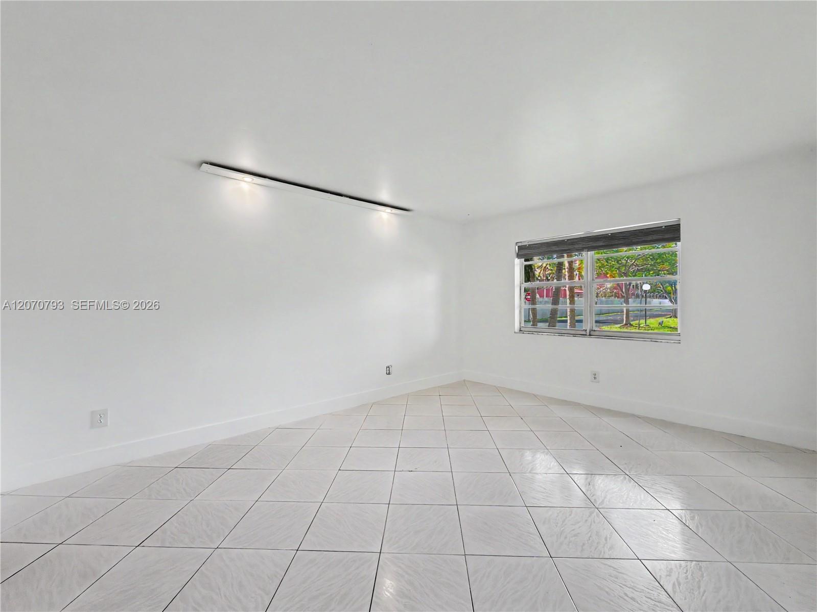 8411 Nw 8th Street 102 Property Photo 14