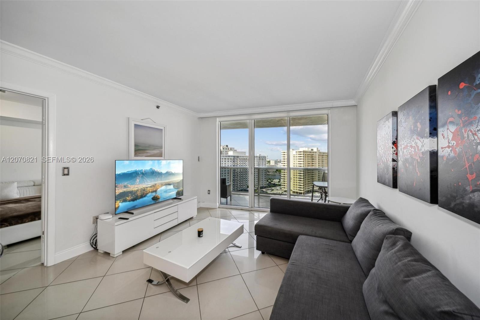 1800 S Ocean Drive 1406 Property Photo 1
