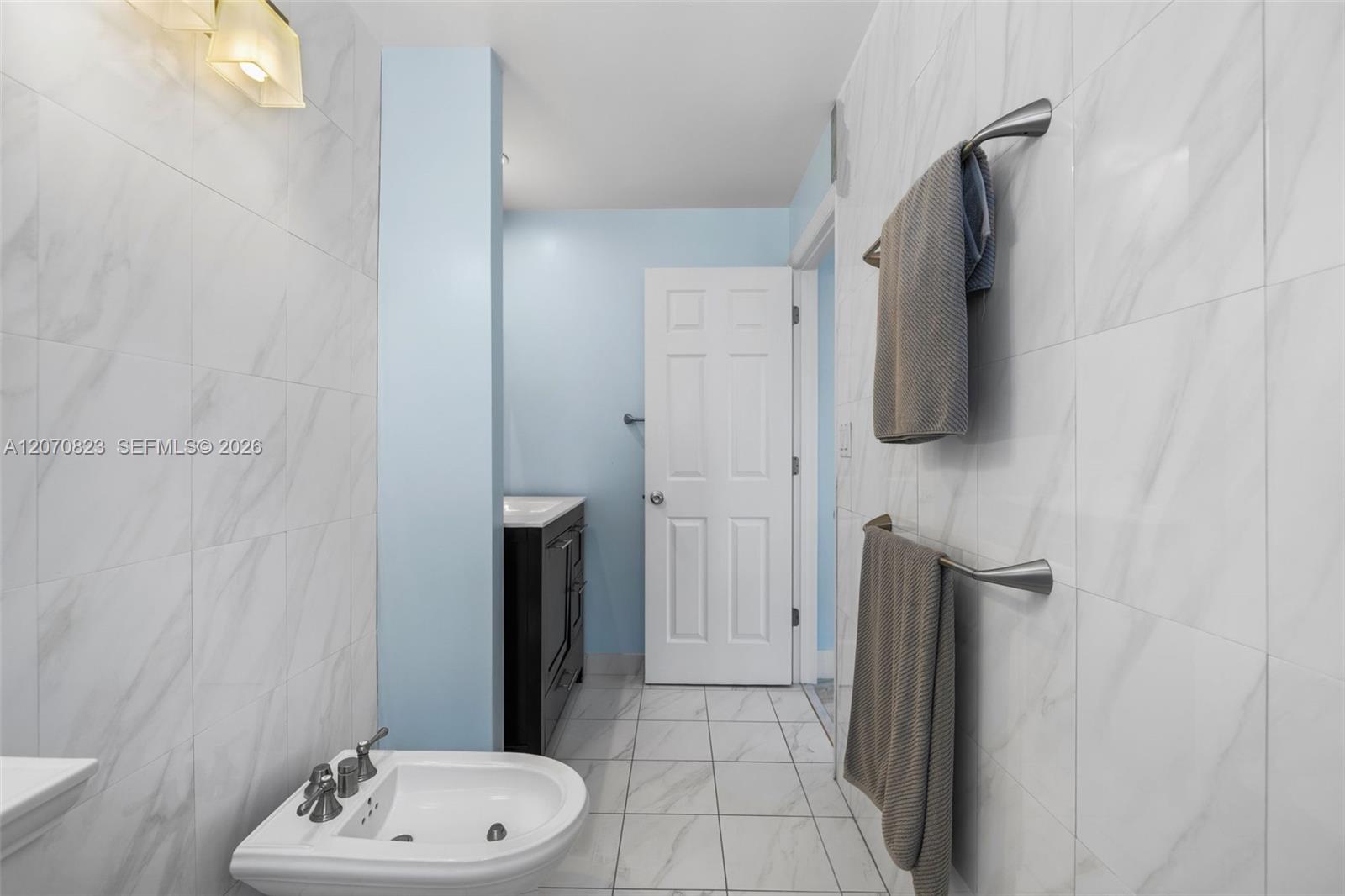 311 N Surf Road Property Photo 31
