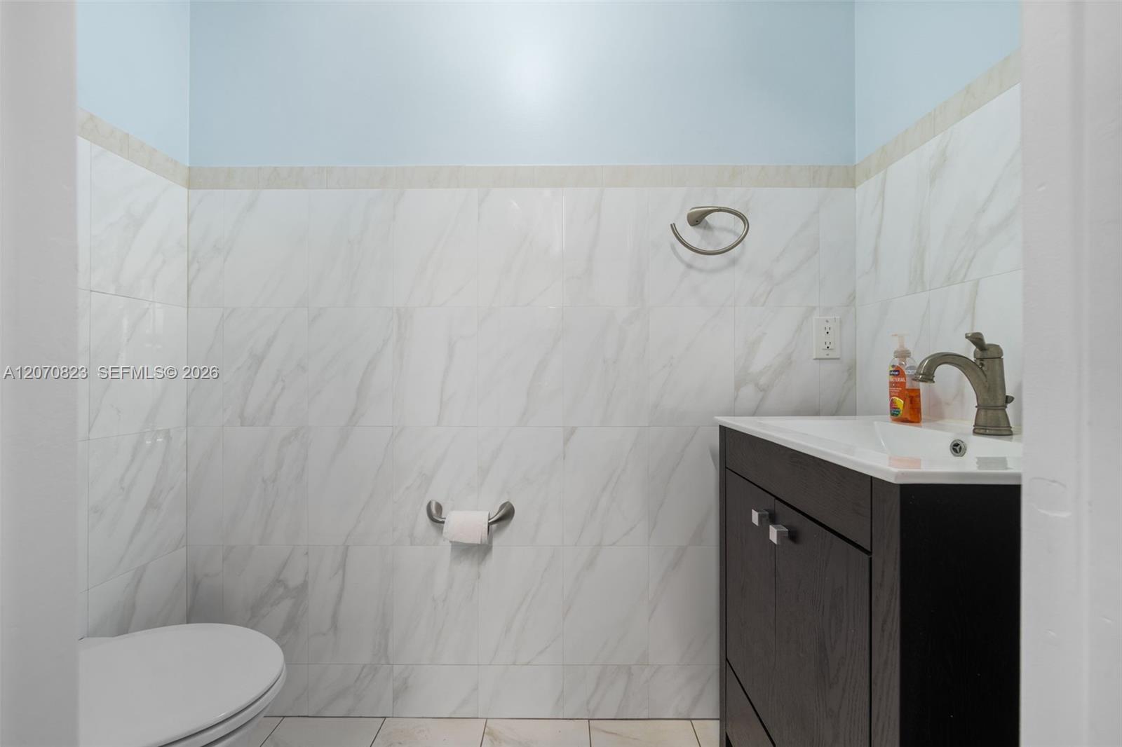 311 N Surf Road Property Photo 35