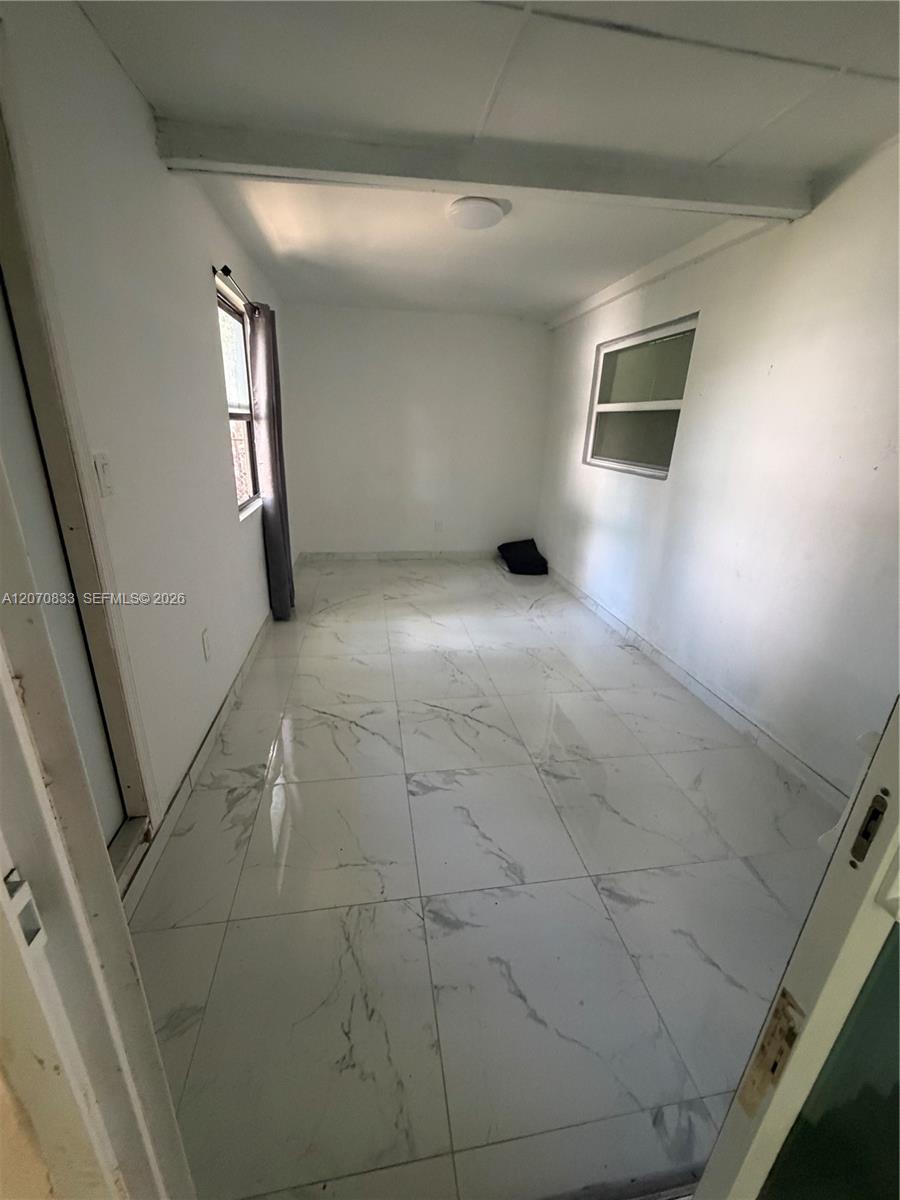 3631 Nw 9th Street Property Photo 9