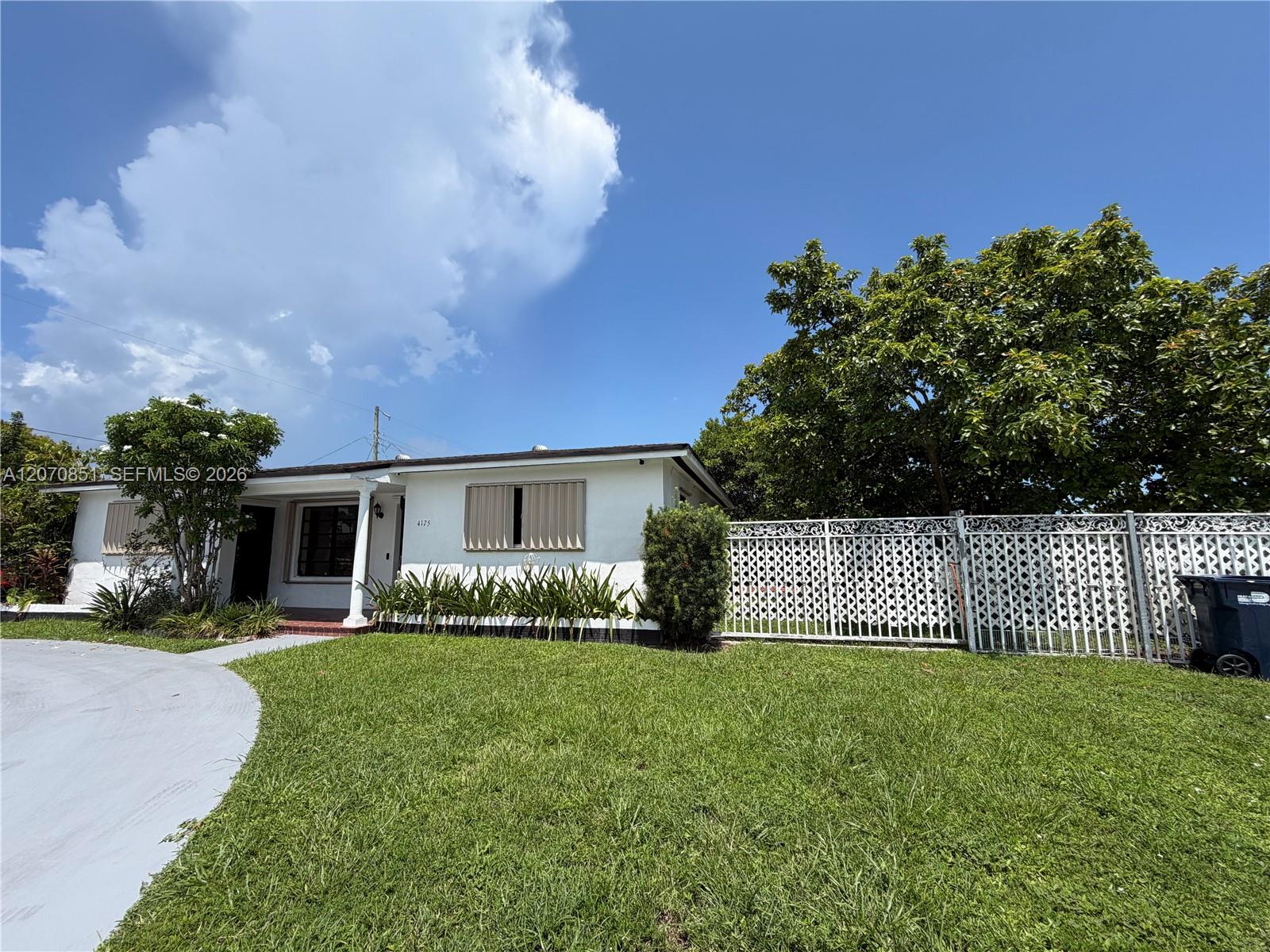 4175 Sw 87th Avenue 1 Property Photo 1
