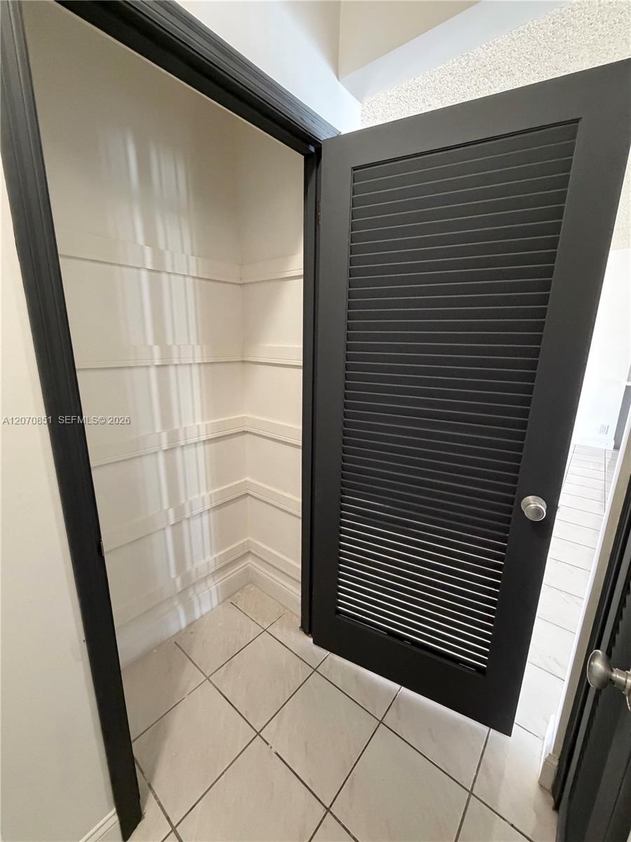 4175 Sw 87th Avenue 1 Property Photo 16