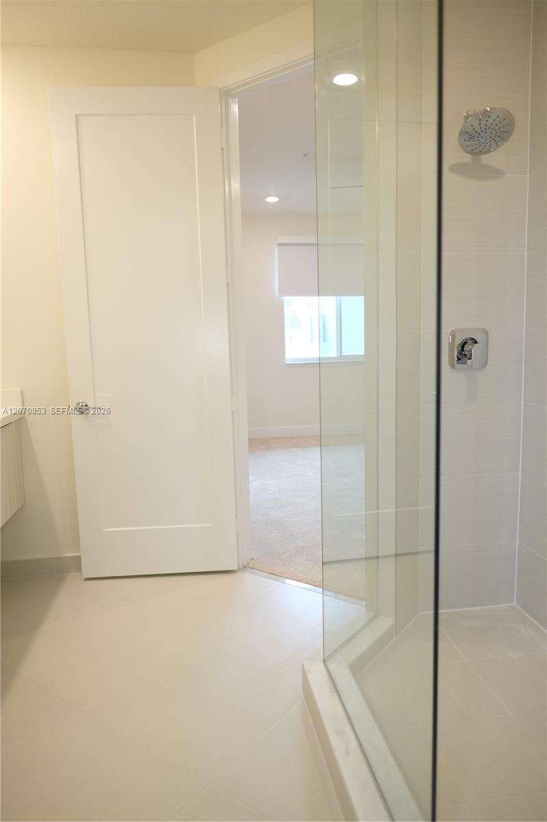 A12070853 Property Photo 13