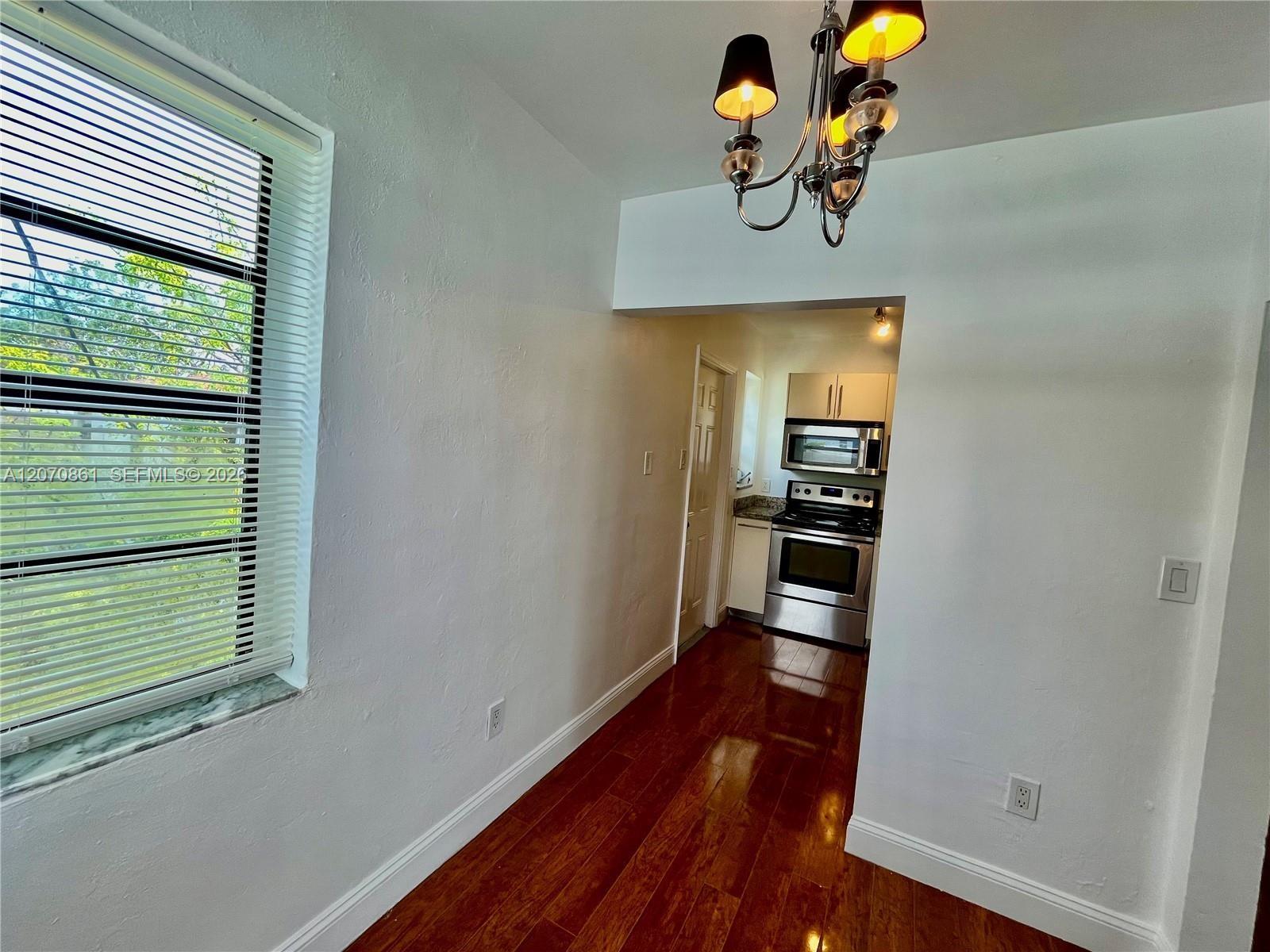 A12070861 Property Photo 10
