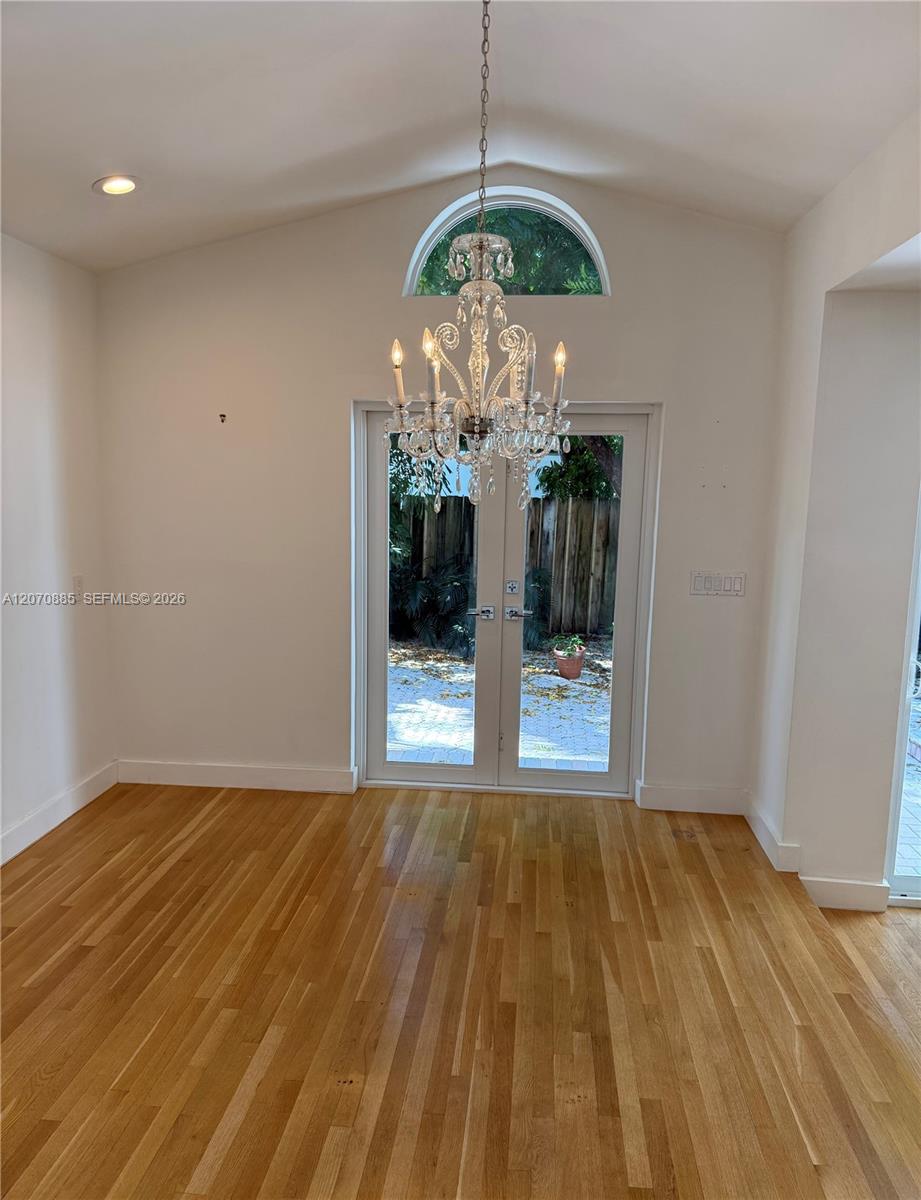 3865 Poinciana Avenue Property Photo 9