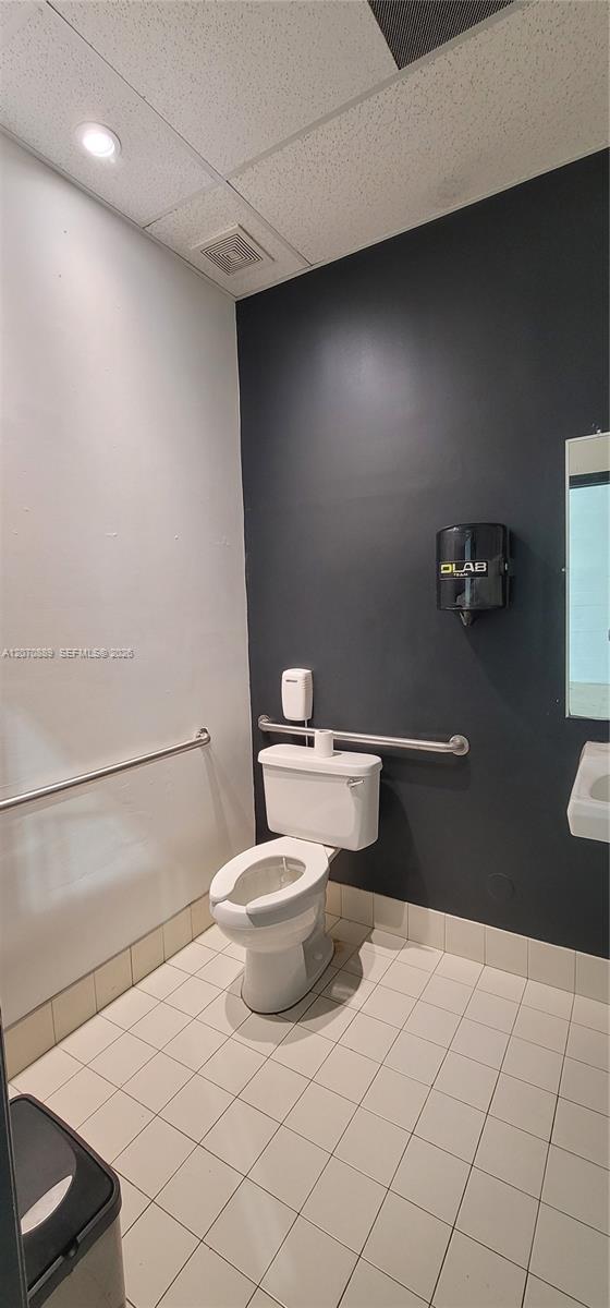 7290 Nw 7th Street 105 Property Photo 6