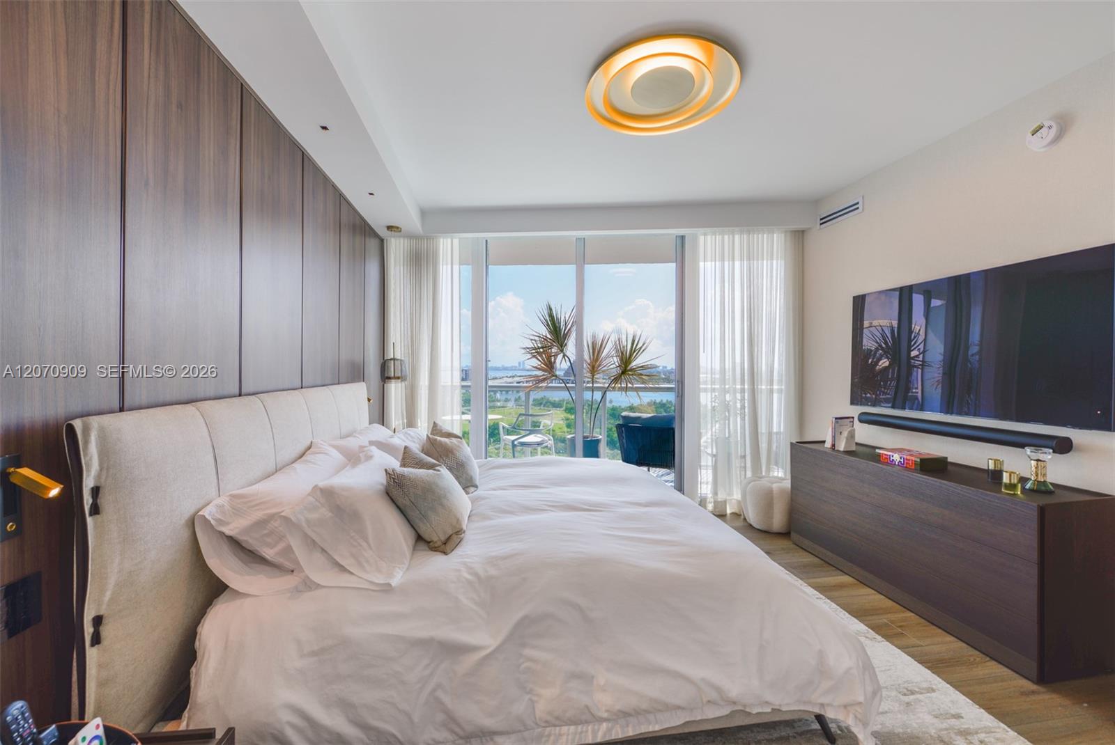 888 Biscayne Boulevard 1509 Property Photo 13