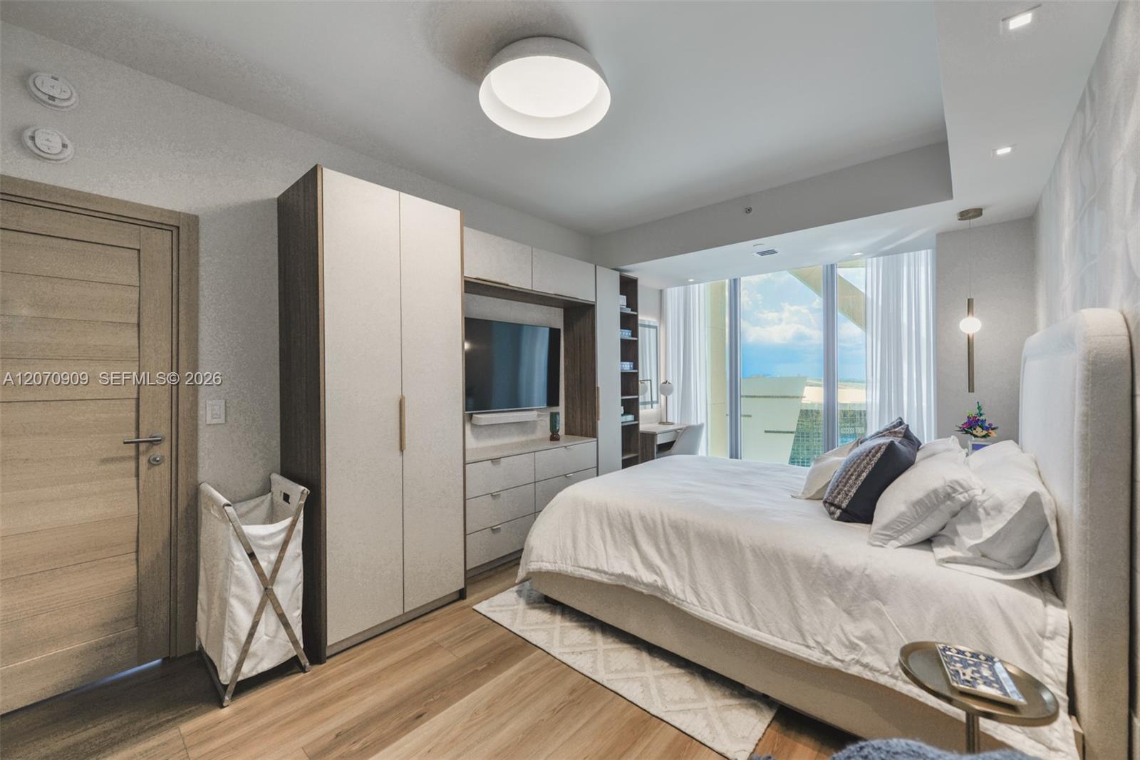 888 Biscayne Boulevard 1509 Property Photo 25
