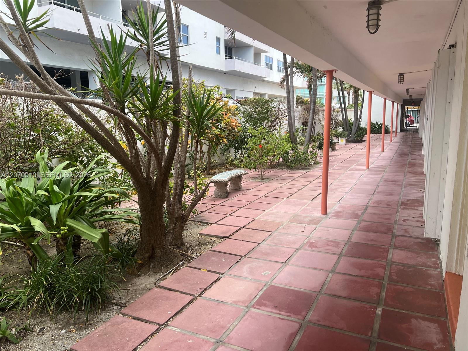 9241 Collins 1 Property Photo 28