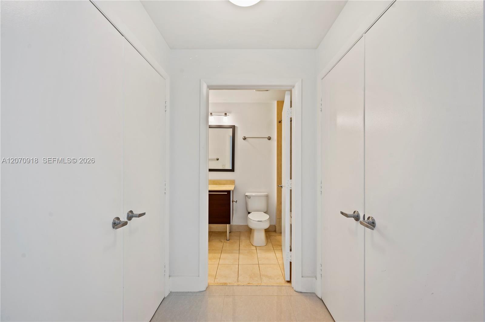 1900 N Bayshore Drive 4302 Property Photo 26