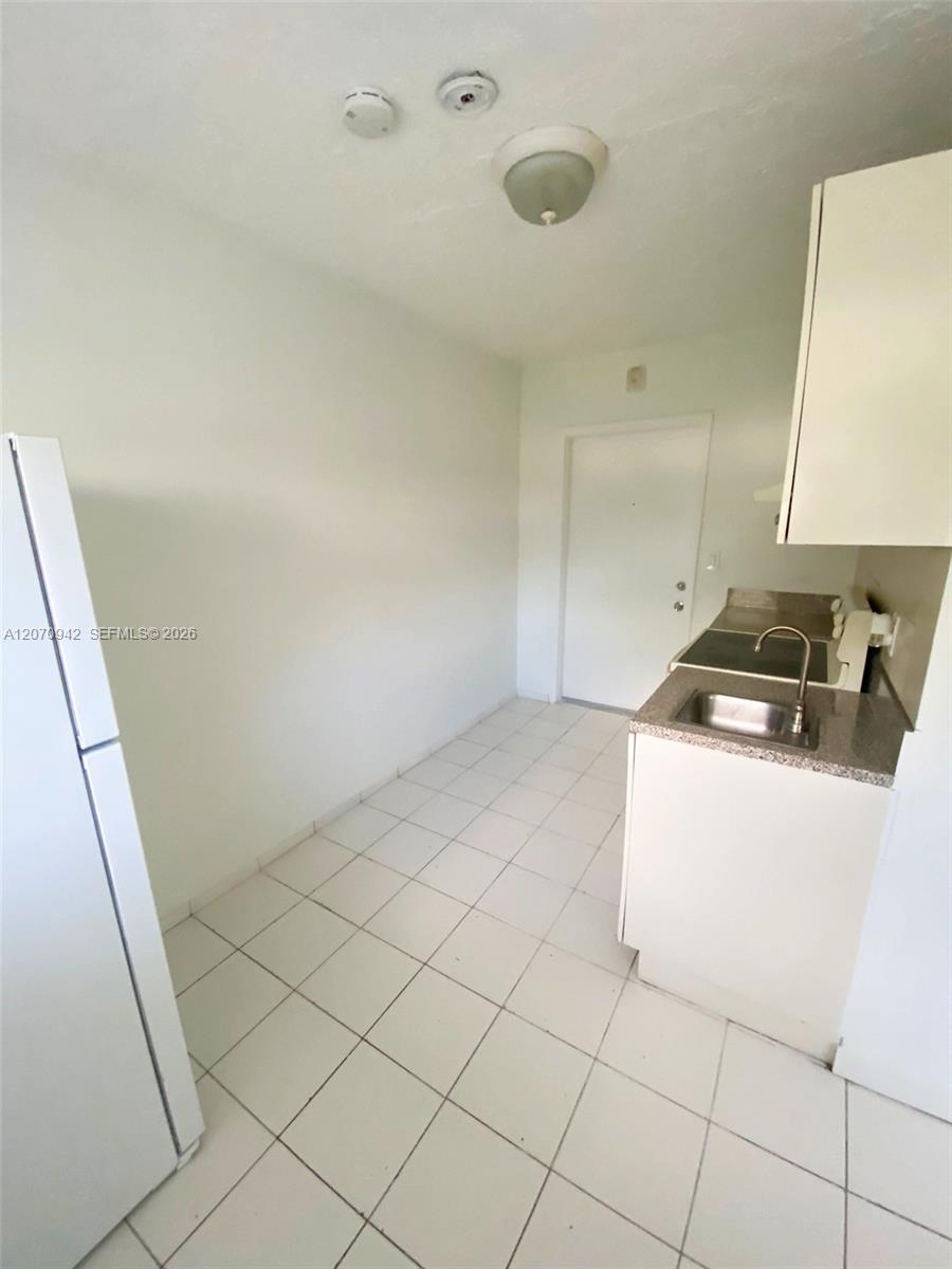 2612 Johnson Street 13 Property Photo 3