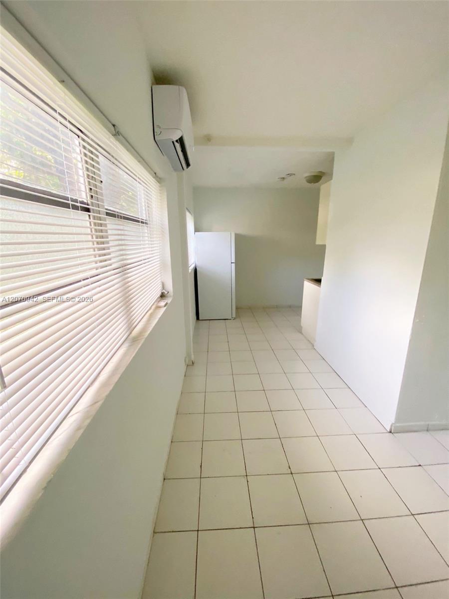 2612 Johnson Street 13 Property Photo 4