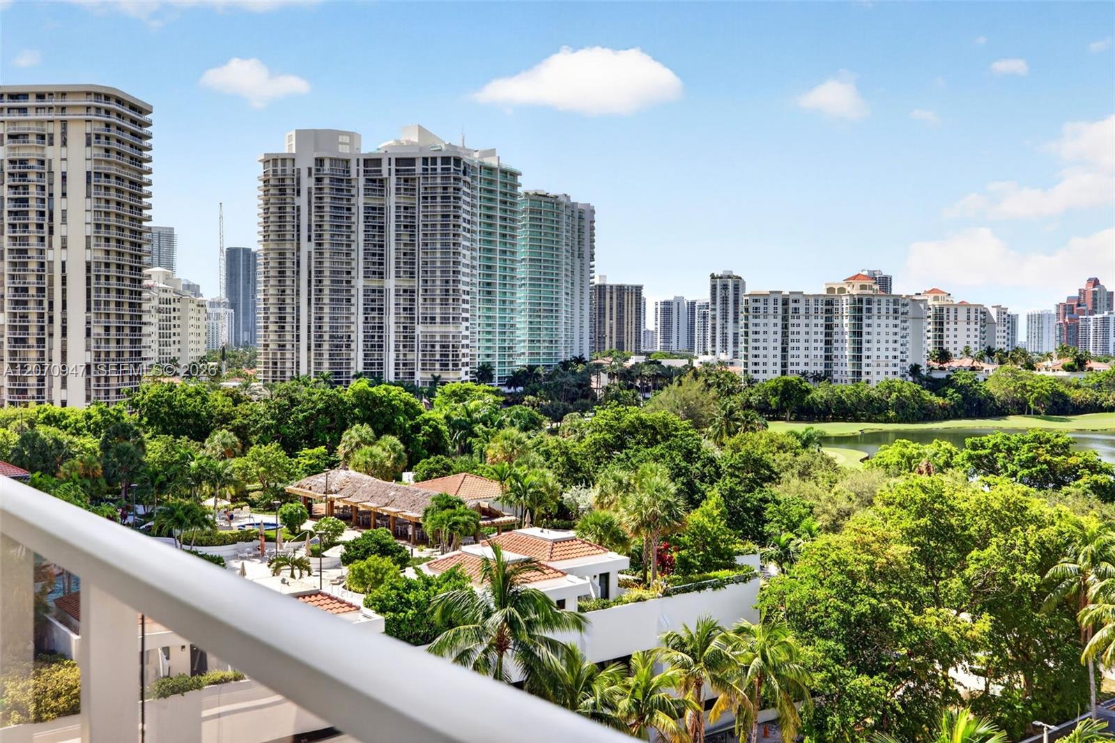 A12070947 Property Photo 12